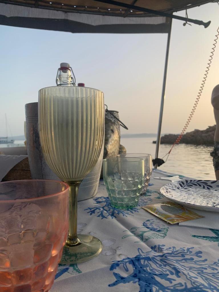 Hotel Night On Board La Maddalena  Esterno foto